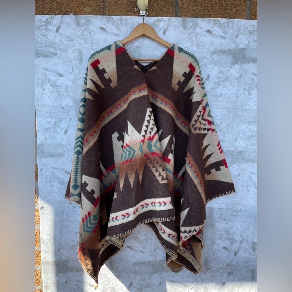 Ralph Lauren Sport Aztec Wool Poncho Boho Western Blanket Wrap Cape Made in USA - Picture 12 of 17